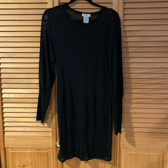 Black Dress - Picture 3 of 6